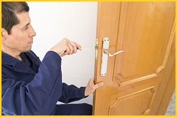 Exclusive Locksmith Service Windsor Locks, CT 860-261-9298 Exclusive Locksmith Service Windsor Locks, CT 860-261-9298 - 1-locks-locksmith
