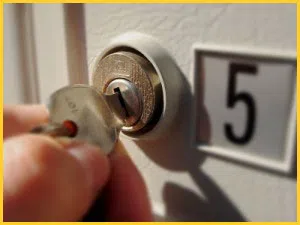 Exclusive Locksmith Service Windsor Locks, CT 860-261-9298 - 9-mailbox-locks